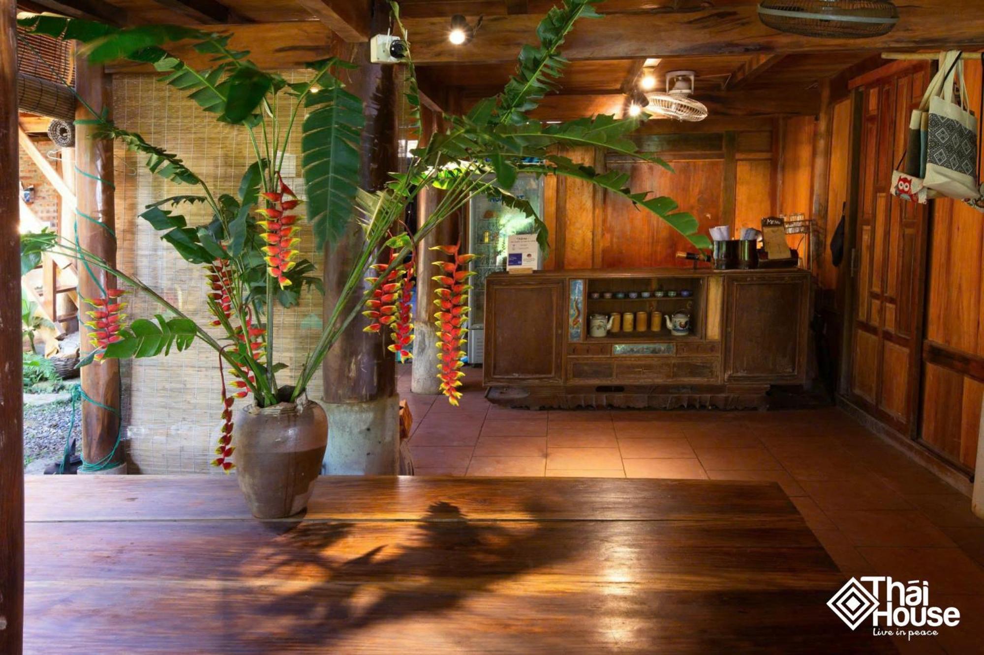 Thai House Pu Luong - Century Old Stilt House With Terrace Views Huong Ba Thuoc Exterior foto