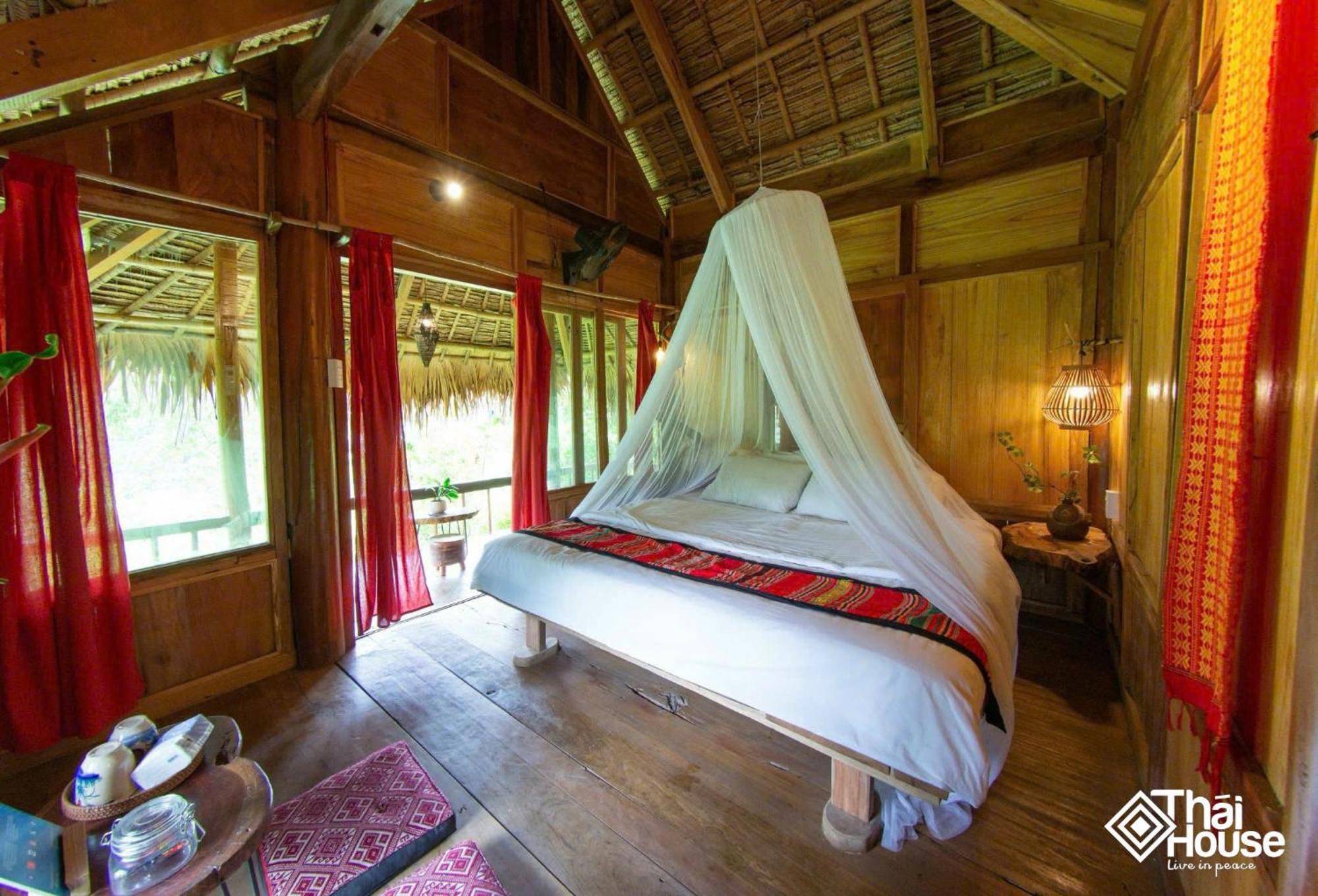 Thai House Pu Luong - Century Old Stilt House With Terrace Views Huong Ba Thuoc Exterior foto