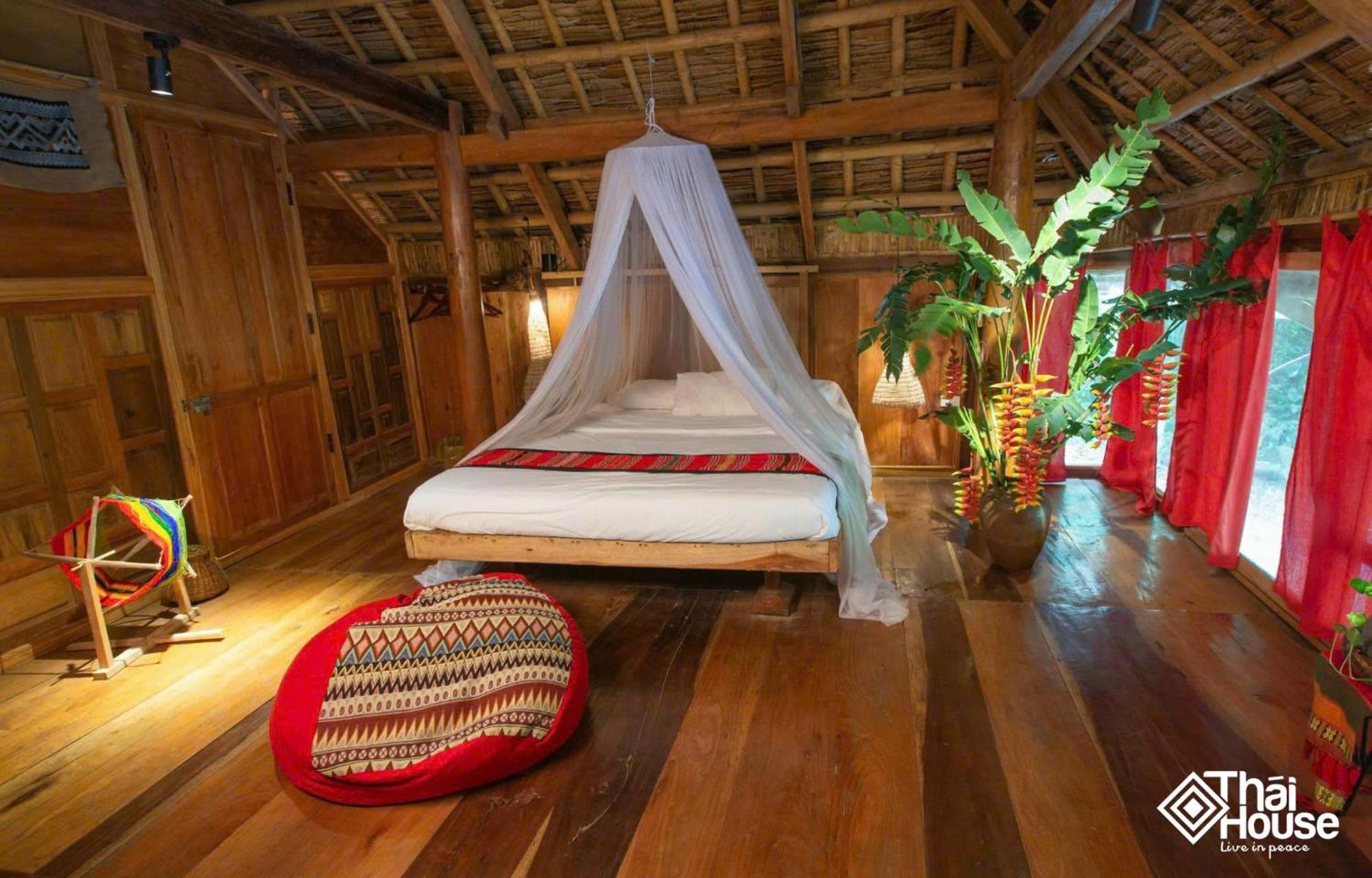 Thai House Pu Luong - Century Old Stilt House With Terrace Views Huong Ba Thuoc Exterior foto